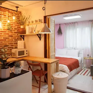 Hongdae Min House Seoul